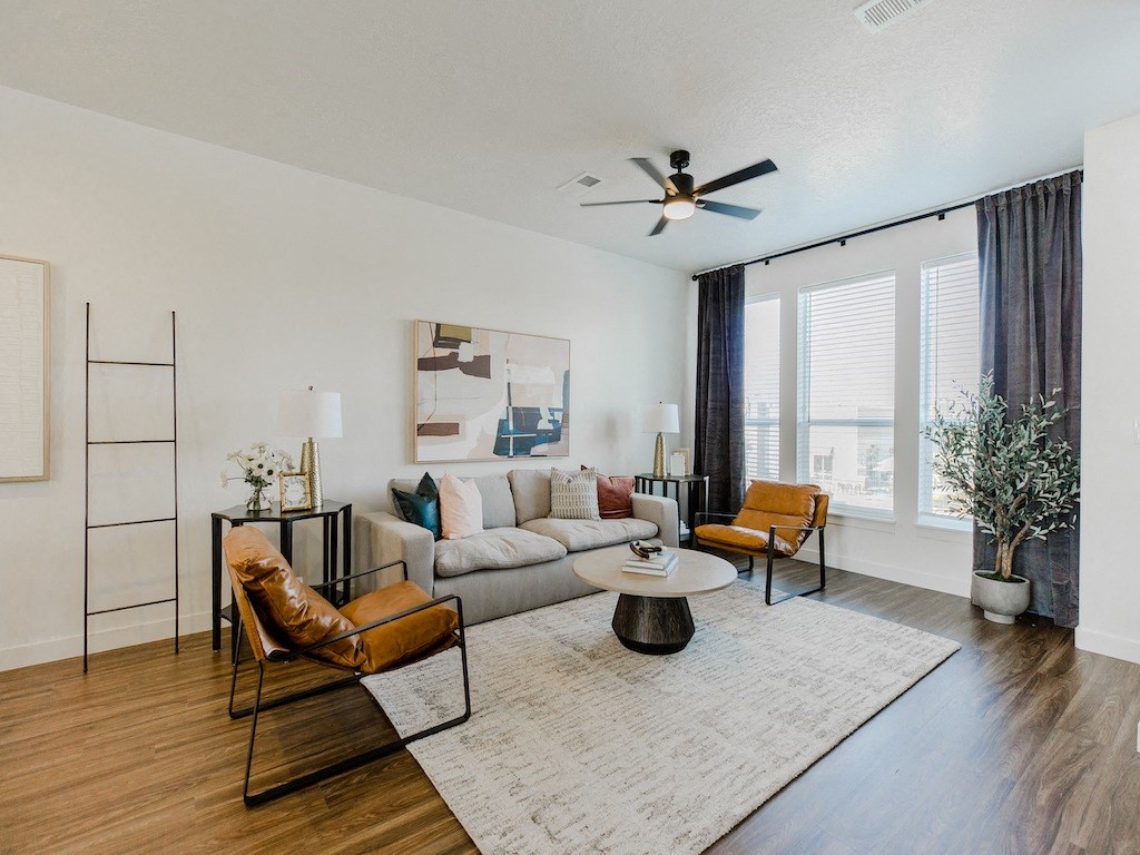 Parc At Day Dairy Apartments And Townhomes, 449 East Tilden Parc Lane